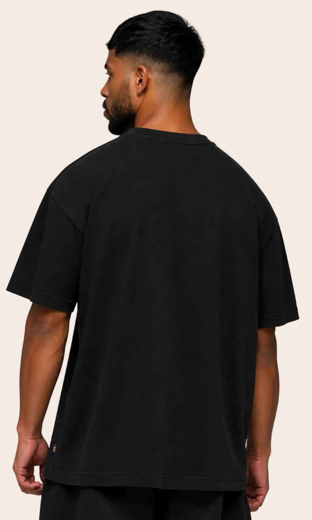 AWANI CLASSICS - BLACK OVERSIZED T-SHIRT