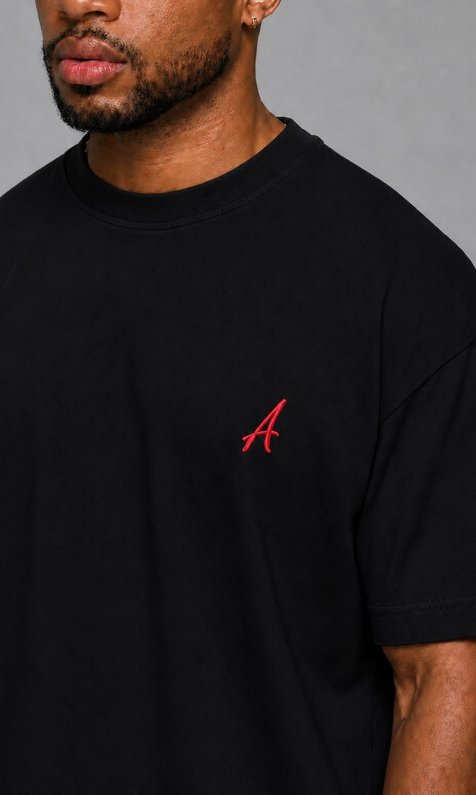 AWANI CLASSICS - BLACK OVERSIZED T-SHIRT