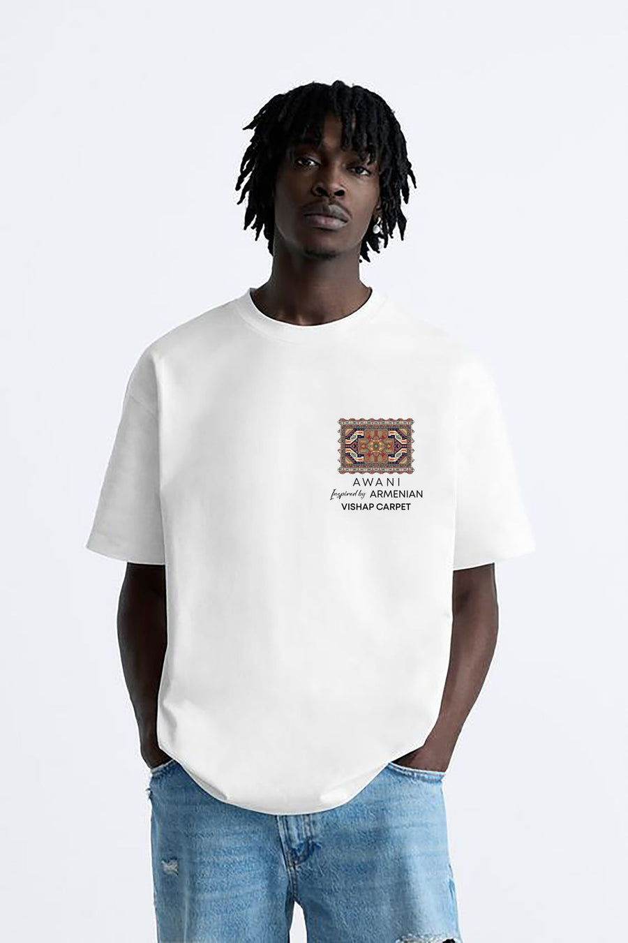 MILKY WHITE VISHAP CARPET OVERSIZED T-SHIRT